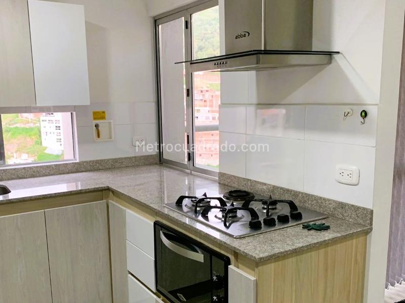 Apartamento Amoblado de 2 Alcobas en Zona Residencial de Belén - 4