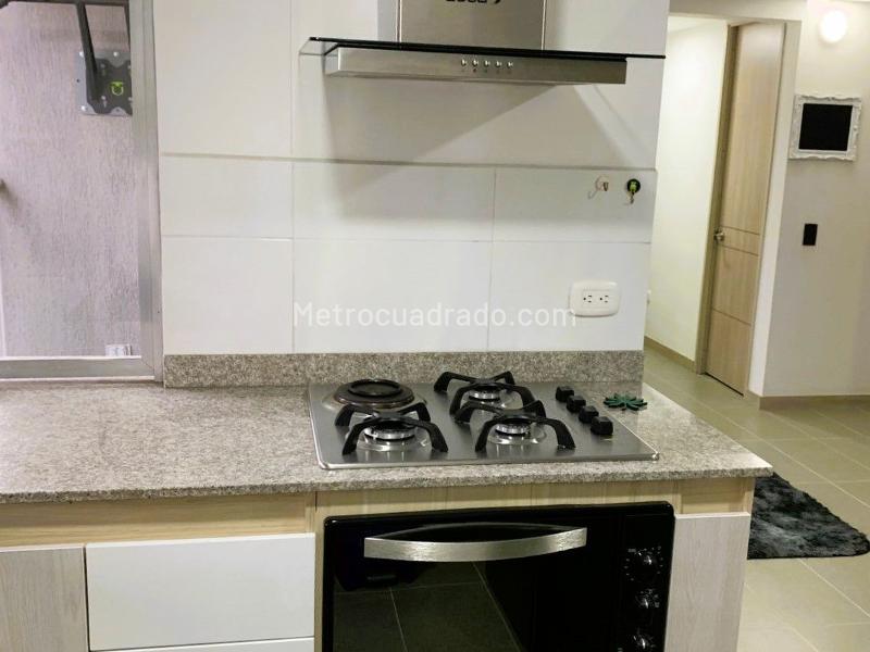 Apartamento Amoblado de 2 Alcobas en Zona Residencial de Belén - 5