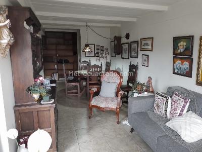 Apartamento en venta en Laureles, Medellín · foto 2 de 18