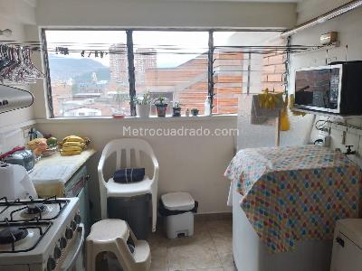 Apartamento en venta en Laureles, Medellín · foto 4 de 18