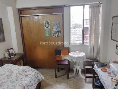 Apartamento en venta en Laureles, Medellín · foto 5 de 18