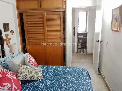Apartamento en venta en Laureles, Medellín · foto 8 de 18