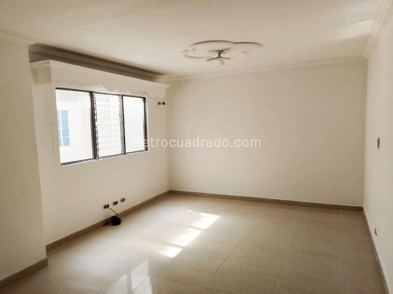 Casa Independiente de 3 Alcobas en Laureles - 8