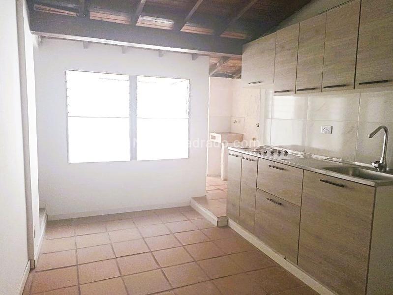 Apartamento Independiente de 2 Alcobas en Belen (La Gloria)