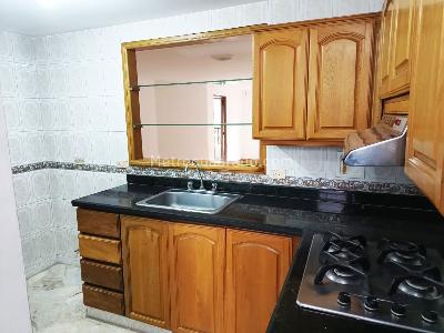 Apartamento de 3 alcobas en venta en Laureles, Medellín, 98 m² · foto 5 de 14