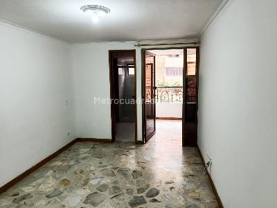 Apartamento de 3 alcobas en venta en Laureles, Medellín, 98 m² · foto 7 de 14