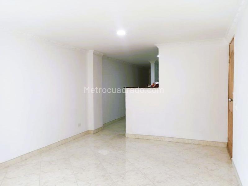 Apartamento Acogedor de 3 Alcobas en Belén - 3