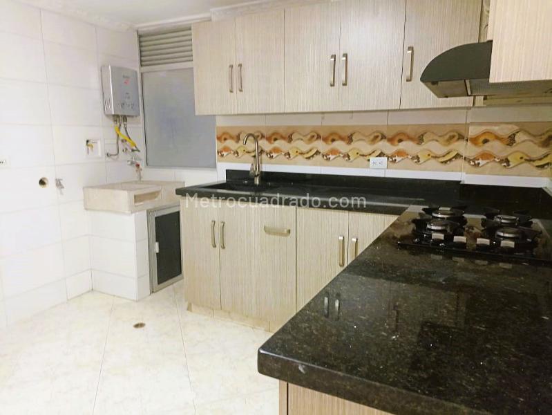Apartamento Acogedor de 3 Alcobas en Belén - 4