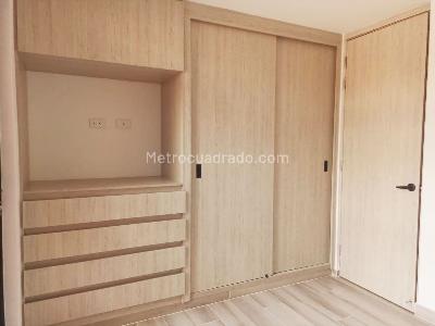 Apartamento de 3 alcobas en venta en Belen, Medellín, 90 m² · foto 12 de 18
