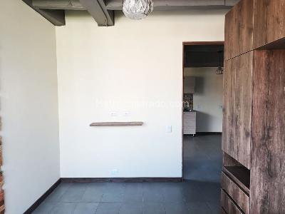 Apartamento de 2 alcobas en arriendo en Florida Nueva, Medellín, 60 m² · foto 9 de 13