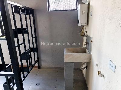 Apartamento de 2 alcobas en arriendo en Laureles, Medellín, 60 m² · foto 6 de 13