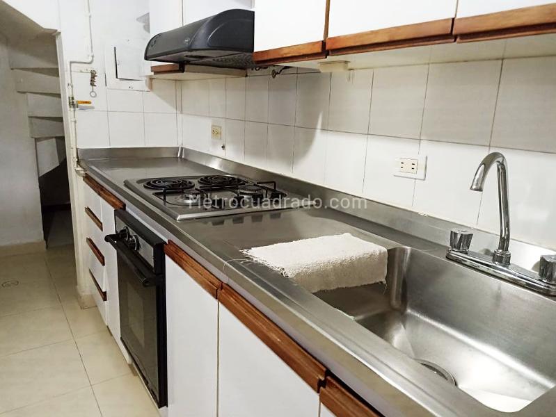 2BR Apartment Near Parks in Belen - 6