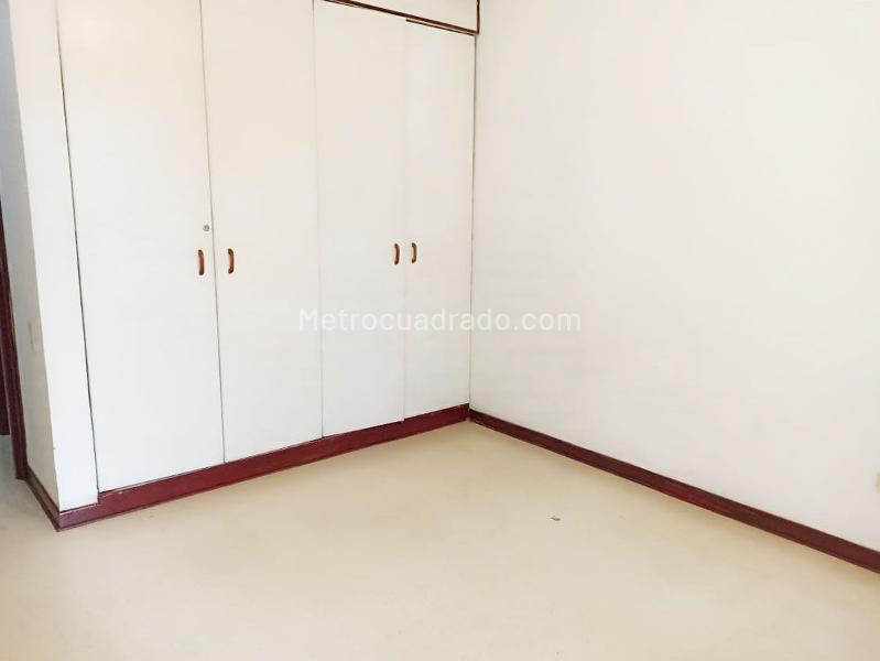 2BR Apartment Near Parks in Belen - 9