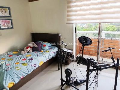 Apartamento en venta en Laureles, Medellín · foto 11 de 15
