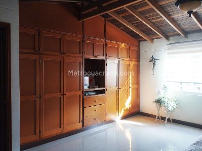 Apartamento en venta en Laureles, Medellín · foto 8 de 15