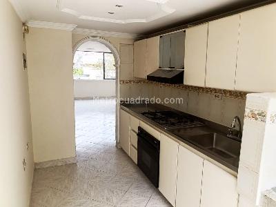 Apartamento en venta en La America, Medellín · foto 5 de 16