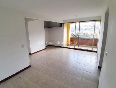 Apartamento en venta en Belen, Medellín · foto 2 de 12