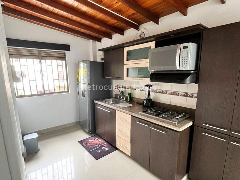 Apartamento Amoblado de 4 Alcobas en Belén - 6