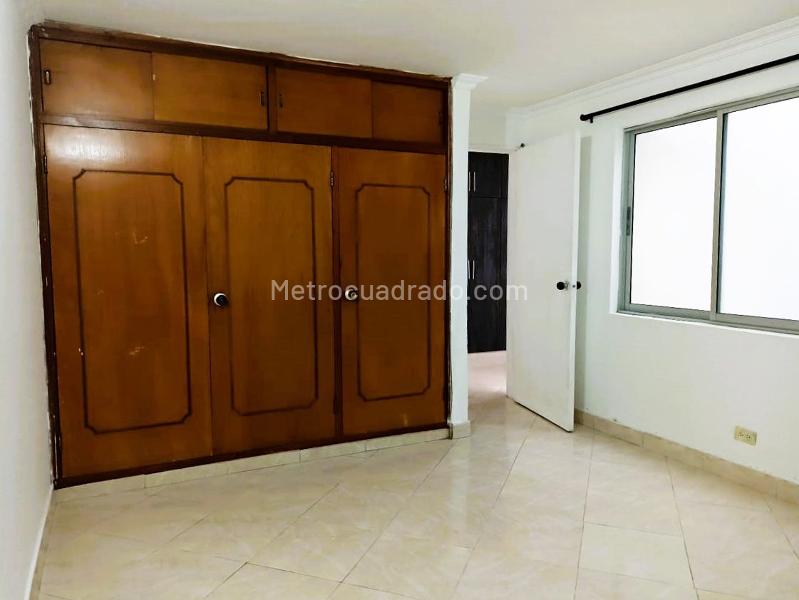 Apartamento Amplio de 3 Alcobas en Belén - 3