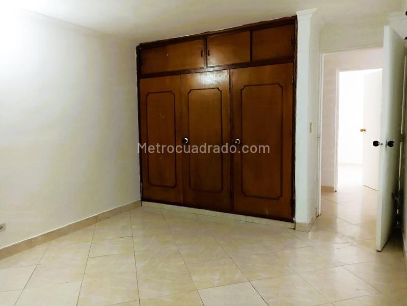 Apartamento Amplio de 3 Alcobas en Belén - 4