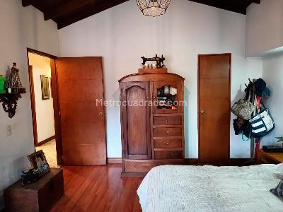 Apartamento en venta en Laureles, Medellín · foto 10 de 17