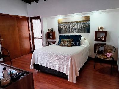 Apartamento en venta en Laureles, Medellín · foto 13 de 17