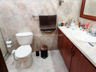Apartamento en venta en Laureles, Medellín · foto 16 de 17