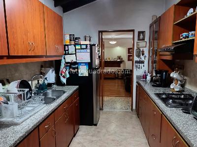 Apartamento en venta en Laureles, Medellín · foto 4 de 17