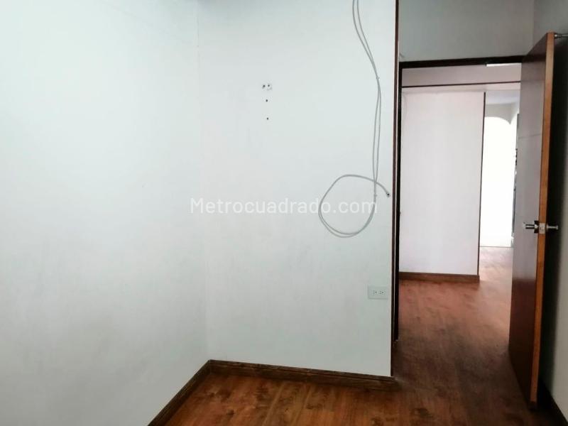 Apartamento de 2 Alcobas Cerca a Vías Principales en Belén - 8