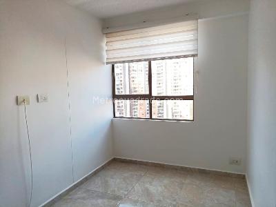 Apartamento de 4 alcobas en arriendo en Belen, Medellín, 98 m² · foto 14 de 17