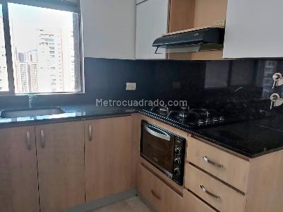 Apartamento de 4 alcobas en arriendo en Belen, Medellín, 98 m² · foto 5 de 17