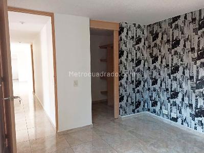 Apartamento de 4 alcobas en arriendo en Belen, Medellín, 98 m² · foto 8 de 17