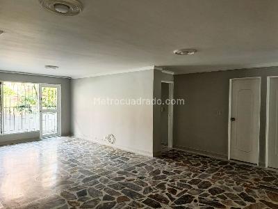 Apartamento de 3 alcobas en venta en Laureles, Medellín, 134 m² · foto 2 de 18