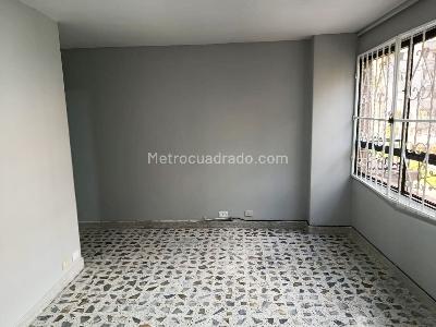 Apartamento de 3 alcobas en venta en Laureles, Medellín, 134 m² · foto 9 de 18