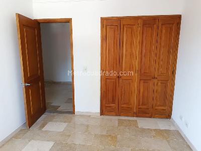Apartamento de 3 alcobas en venta en Laureles, Medellín, 104 m² · foto 12 de 17