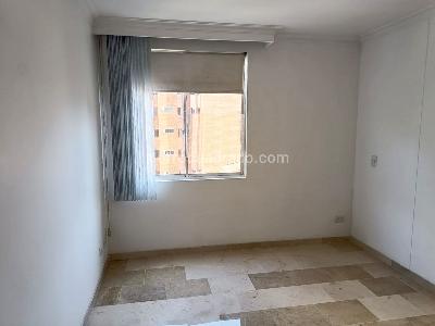 Apartamento de 3 alcobas en venta en Laureles, Medellín, 104 m² · foto 13 de 17