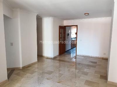 Apartamento de 3 alcobas en venta en Laureles, Medellín, 104 m² · foto 3 de 17