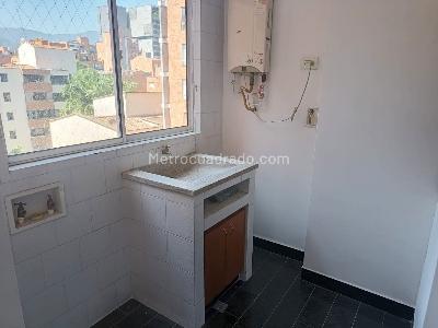 Apartamento de 3 alcobas en venta en Laureles, Medellín, 104 m² · foto 5 de 17