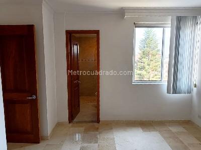 Apartamento de 3 alcobas en venta en Laureles, Medellín, 104 m² · foto 9 de 17