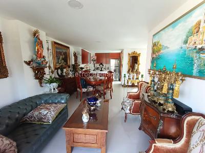Apartamento de 2 alcobas en venta en Laureles, Medellín, 112 m² · foto 2 de 19