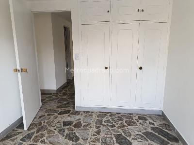 Apartamento en venta en La America, Medellín · foto 10 de 15