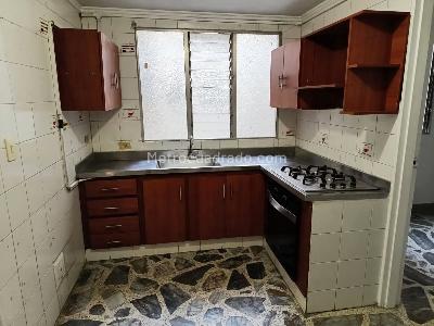 Apartamento en venta en La America, Medellín · foto 5 de 15