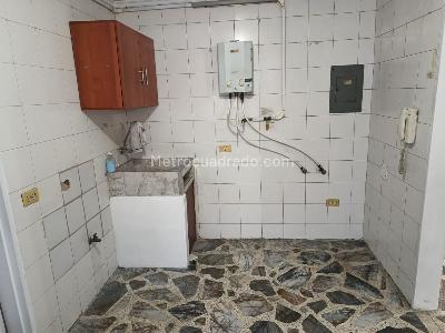 Apartamento en venta en La America, Medellín · foto 6 de 15