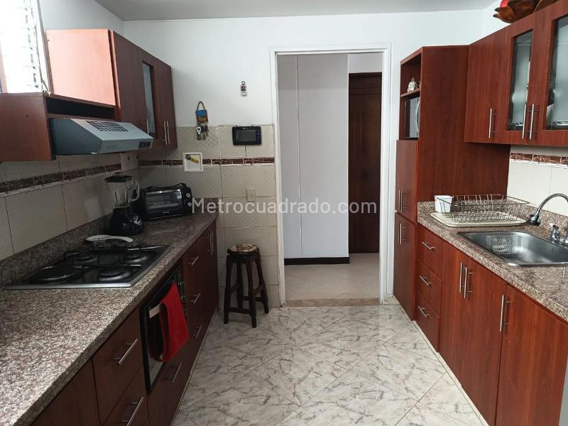 Spacious 3BR Apartment in La America - 5