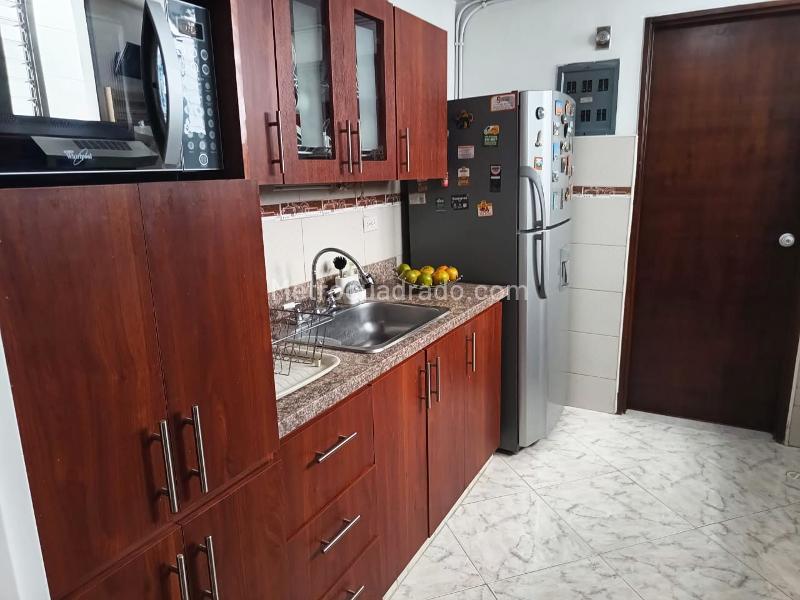 Spacious 3BR Apartment in La America - 6