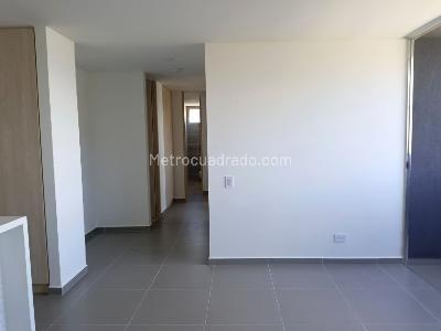 Apartamento en arriendo en Guayabal, Medellín · foto 3 de 18