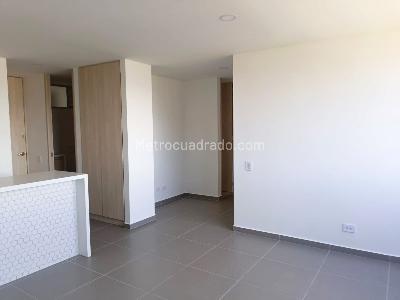 Apartamento en arriendo en Guayabal, Medellín · foto 4 de 18