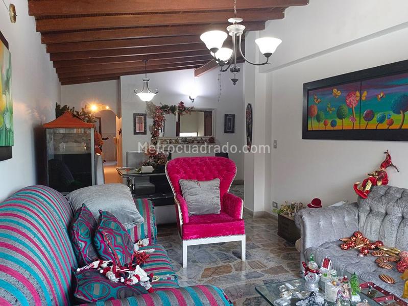 Apartamento Cómodo de 3 Alcobas en Belén - 2