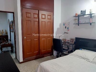 Apartamento de 3 alcobas en venta en Belen, Medellín, 153 m² · foto 12 de 17