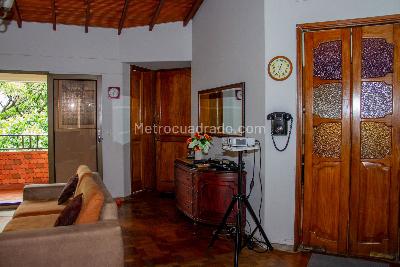 Apartamento en venta en Laureles, Medellín · foto 4 de 19